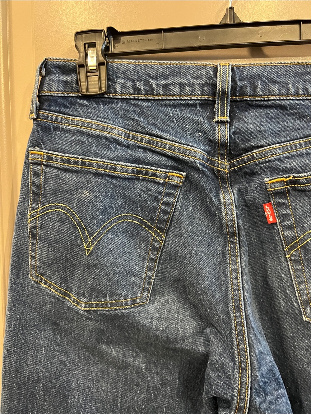 Classic Levi’s 501 Straight Leg Jeans in Medium Blue Denim - Picture 6 of 11